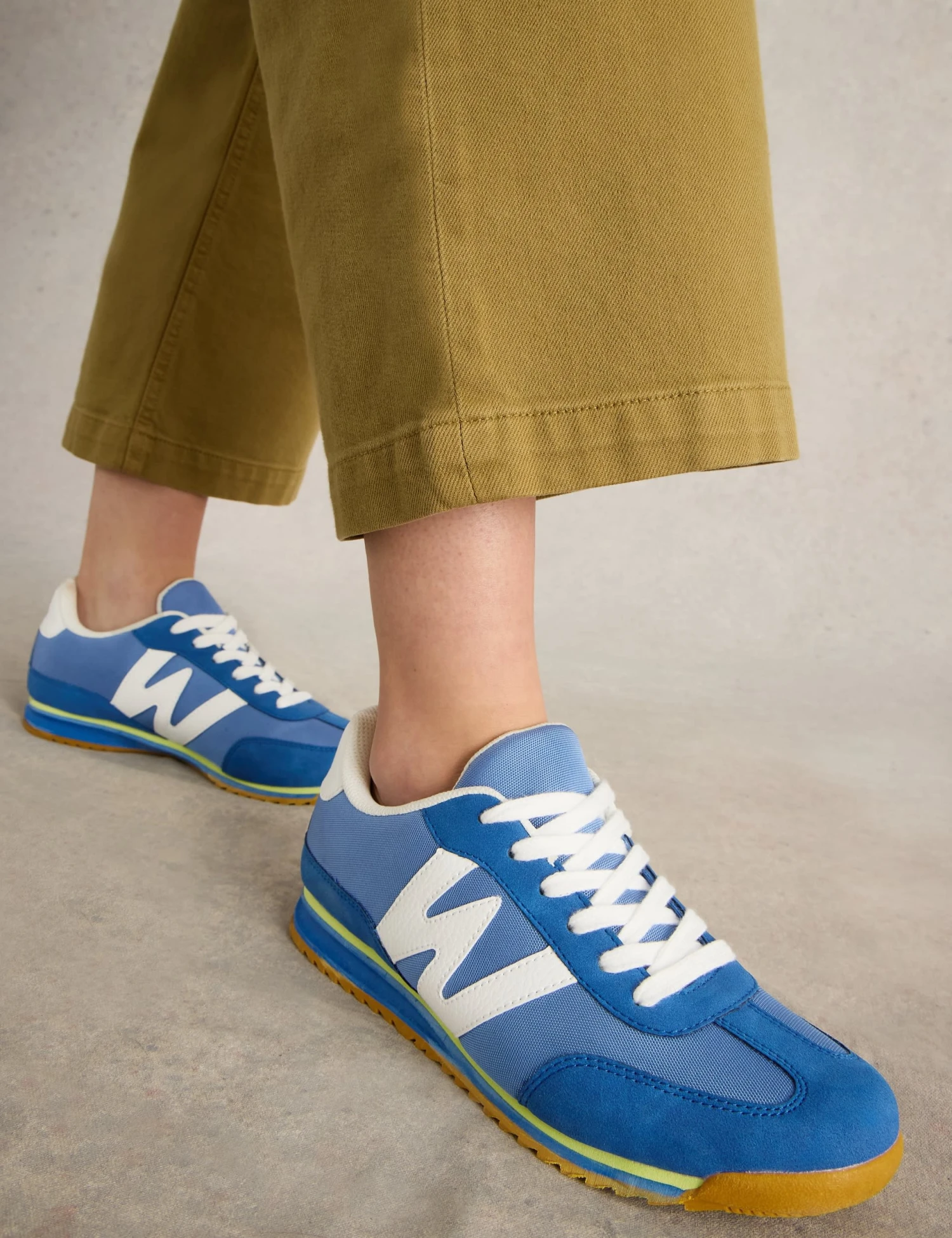 WHITE STUFF Canvas Lace Up Side Detail Trainers 4 WHITE STUFF Canvas Lace Up Side Detail Trainers - Image 4