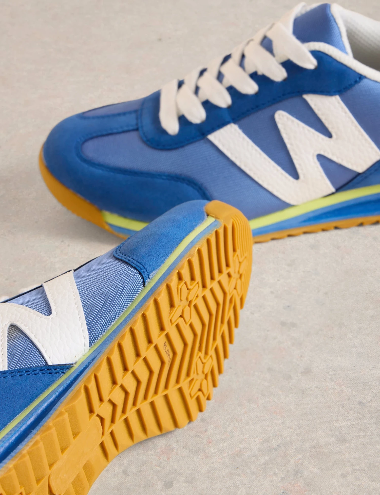 WHITE STUFF Canvas Lace Up Side Detail Trainers 5 WHITE STUFF Canvas Lace Up Side Detail Trainers - Image 5