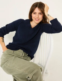 Cotton Blend V-Neck Bouclé Jumper 19 Cotton Blend V-Neck Bouclé Jumper -Cyberjammies Store Cotton Blend V Neck Boucl Jumper 4