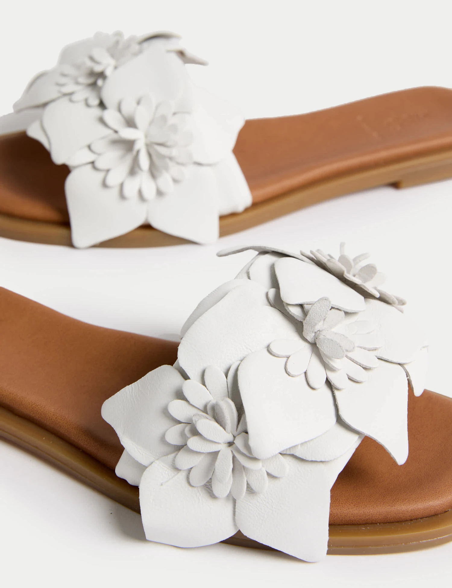 Leather Corsage Flat Mules 3 Leather Corsage Flat Mules - Image 3