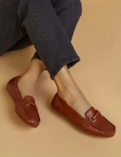 Jones Bootmaker Leather Slip On Flat Loafers