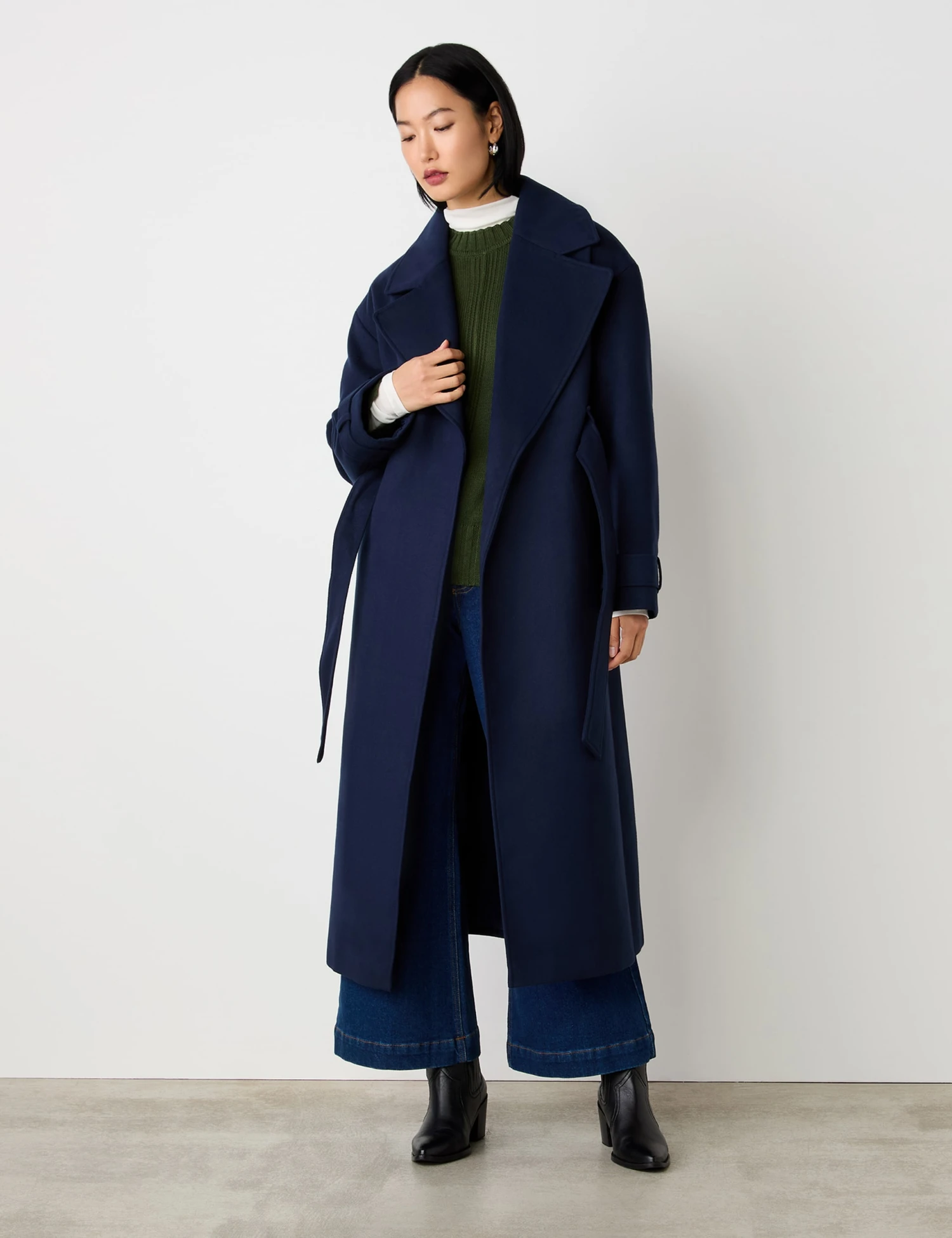 Leather Western Block Heel Ankle Boots 5 Leather Western Block Heel Ankle Boots - Image 5