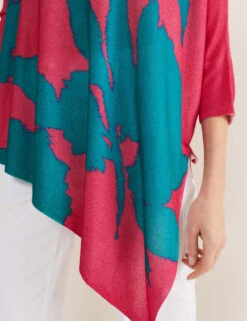 Floral Round Neck Split Hem Jumper -Cyberjammies Store MS 10 T83 8670T ZZ X EC 2