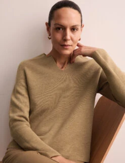 Jaeger Merino Wool Rich Textured V-Neck Jumper