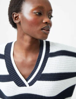 French Connection Pure Cotton Striped V-Neck Jumper -Cyberjammies Store Pure Cotton Striped V Neck Jumper 2