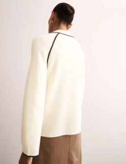 Jaeger Pure Merino Wool Tipped Detail Cardigan -Cyberjammies Store Pure Merino Wool Tipped Detail Cardigan 2