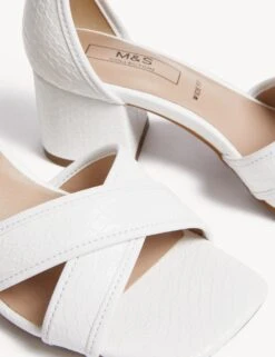 Wide Fit Ankle Strap Block Heel Sandals -Cyberjammies Store SD 01 T02 2150W Z4 X EC 1