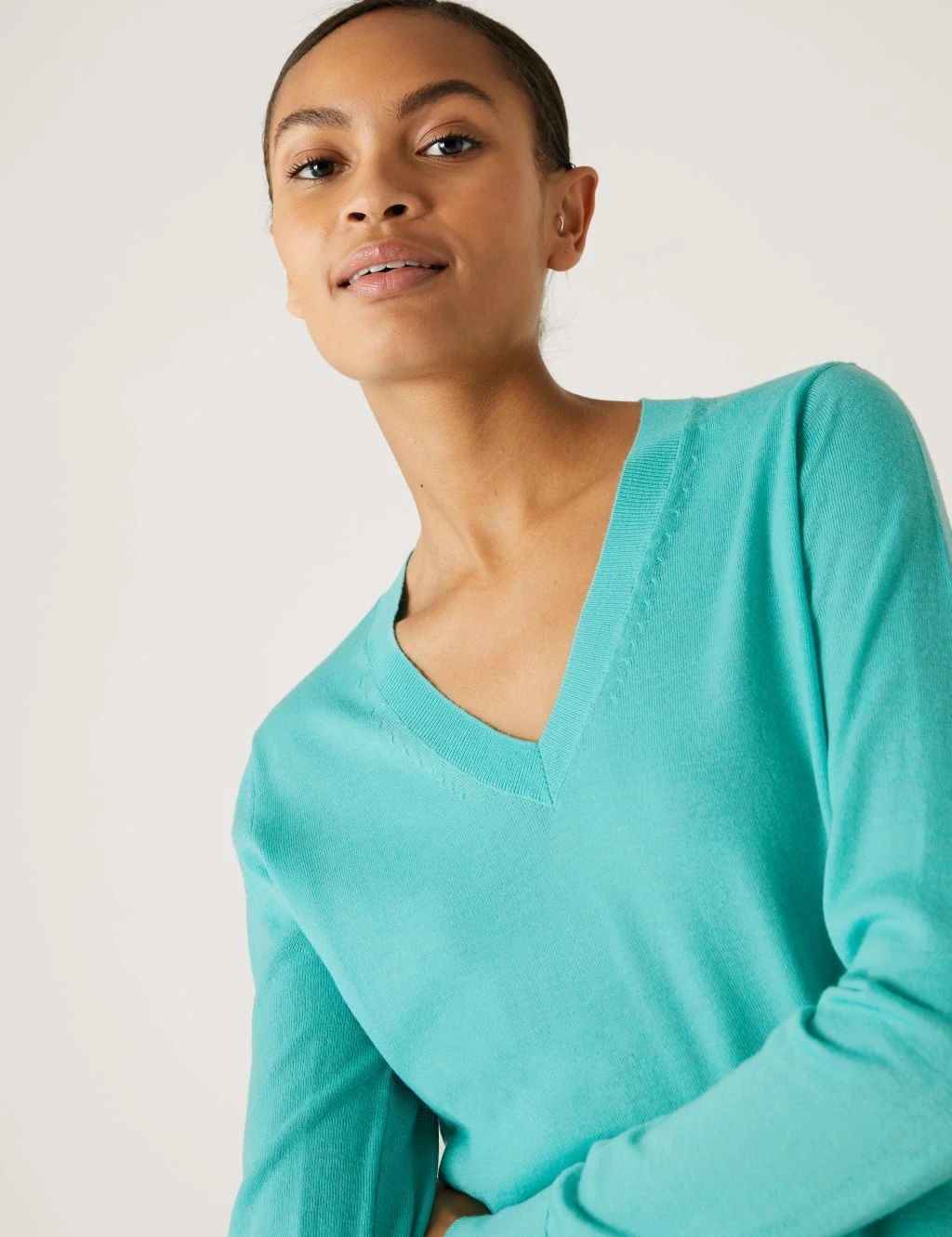 Pure Merino Wool V-Neck Jumper 3 Pure Merino Wool V-Neck Jumper - Image 3