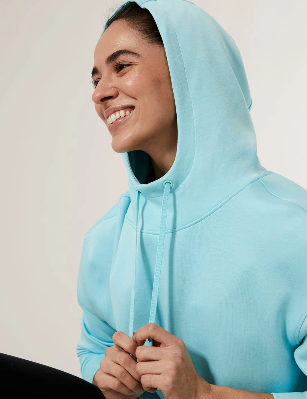 Hooded Relaxed Long Sleeve Yoga Hoodie 5 Hooded Relaxed Long Sleeve Yoga Hoodie - Image 5