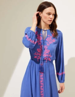 Embroidered V-Neck Maxi Beach Dress -Cyberjammies Store SD 01 T52 8265 UN X EC 1