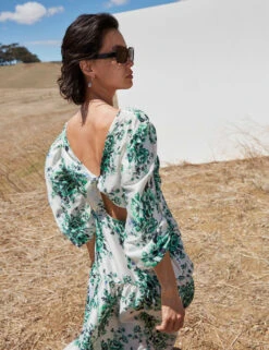 Floral V-Neck Midaxi Tiered Dress -Cyberjammies Store SD 01 T69 1699 Y8 X EC 8