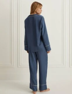 Satin Revere Collar Pyjama Set -Cyberjammies Store SD 02 T37 6974Q BE X EC 4