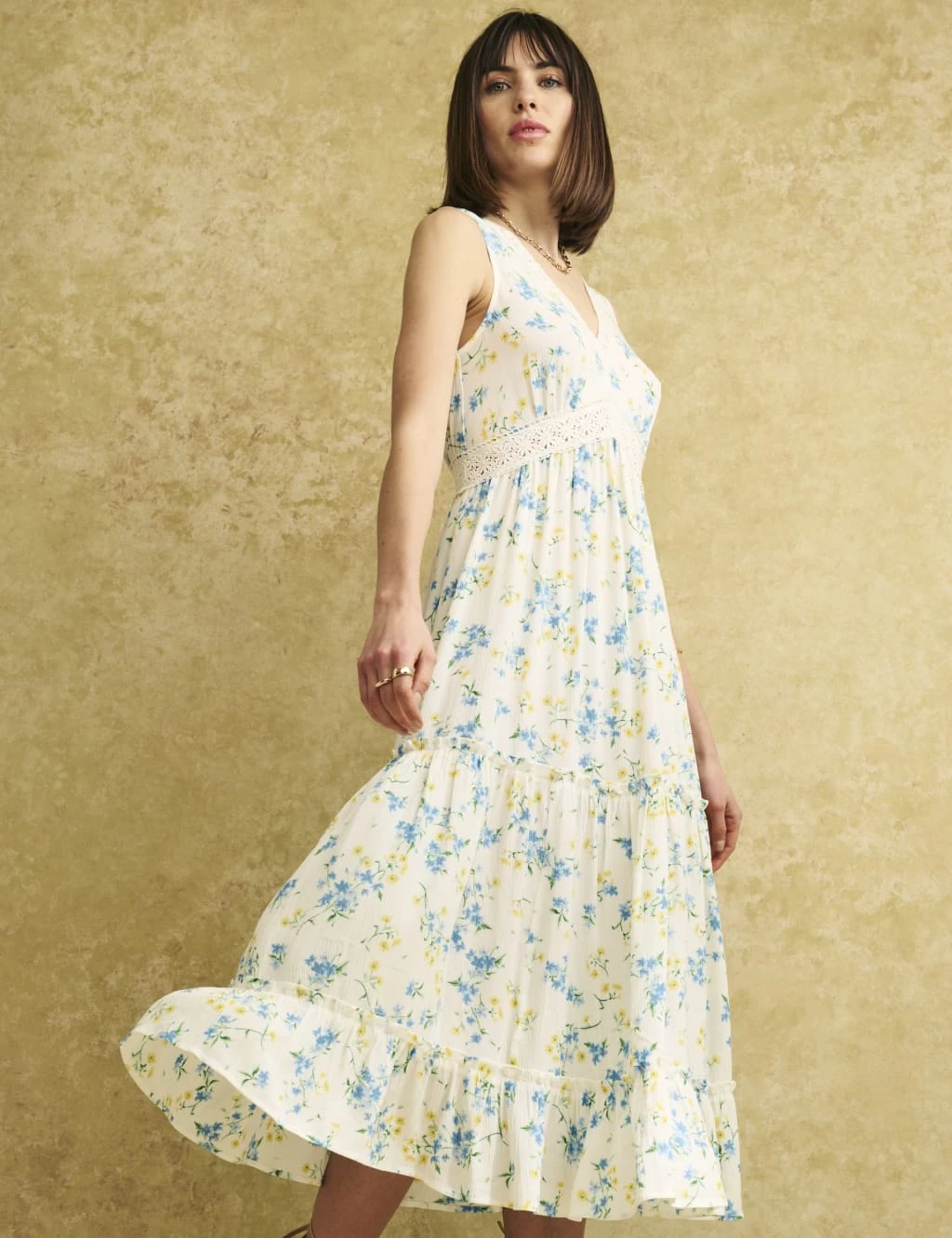 Floral V-Neck Midi Tiered Smock Dress 1 Floral V-Neck Midi Tiered Smock Dress