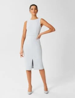 Round Neck Sleeveless Shift Dress