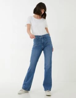 Flared Jeans