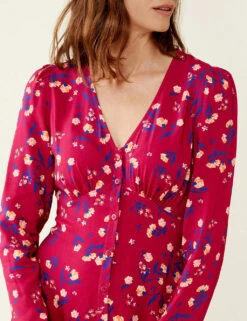 Floral V-Neck Button Through Midi Tea Dress 6 Floral V-Neck Button Through Midi Tea Dress -Cyberjammies Store SD 10 T83 1239W A4 X EC 2