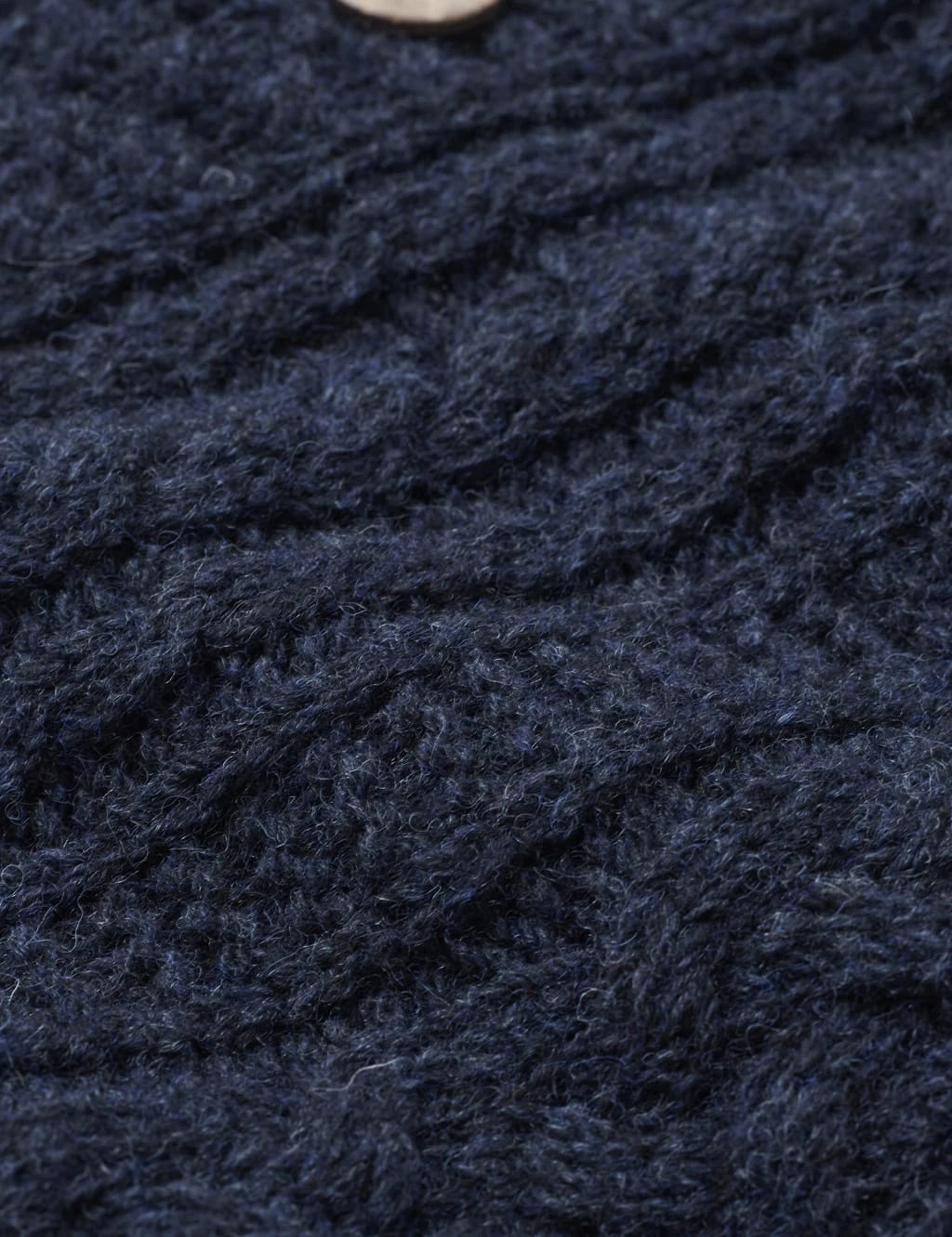 Celtic & Co. Pure Wool Cable Knit Crew Neck Cardigan 7 Celtic & Co. Pure Wool Cable Knit Crew Neck Cardigan - Image 7