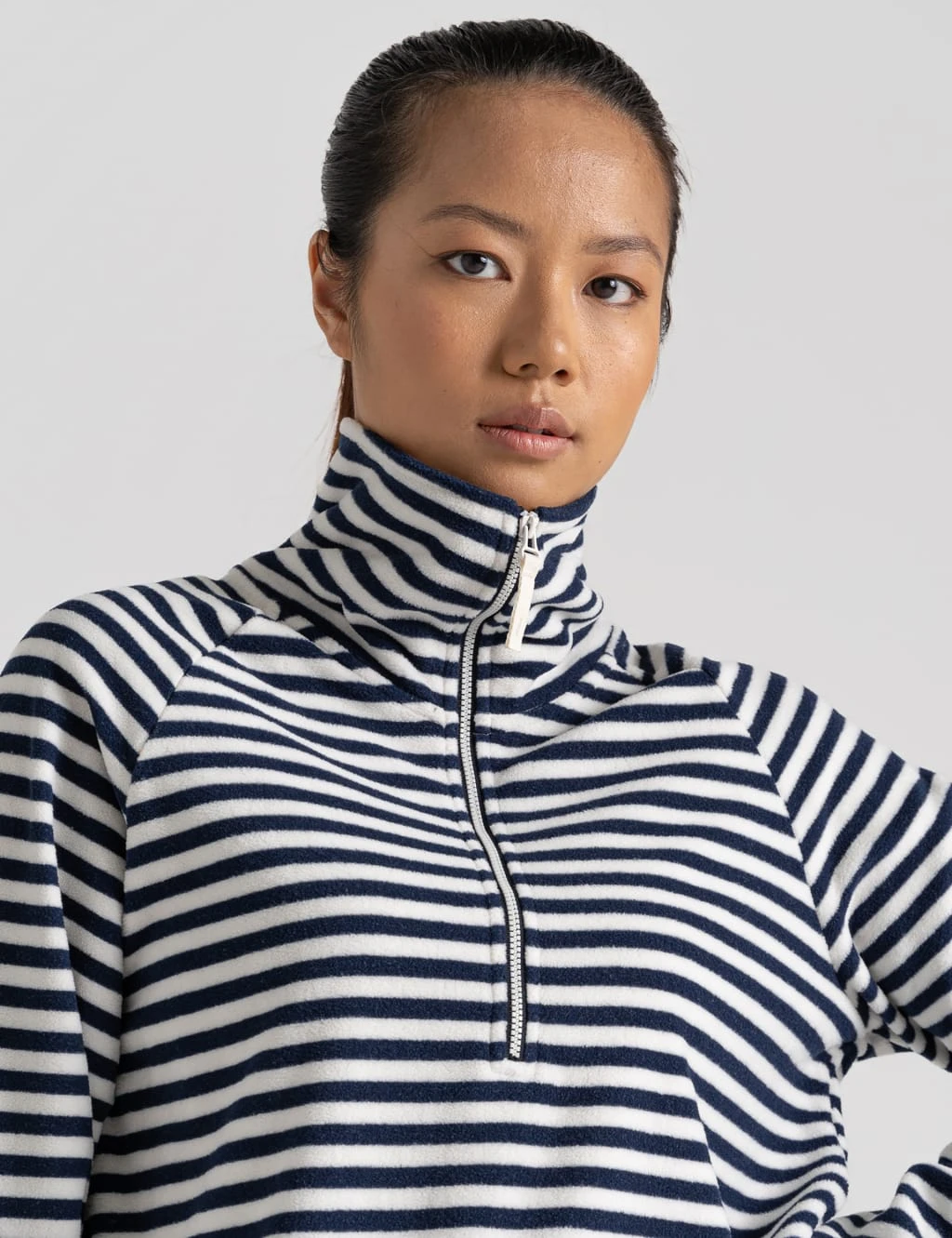 Craghoppers Striped Funnel Neck Half Zip Sweatshirt 4 Craghoppers Striped Funnel Neck Half Zip Sweatshirt - Image 4