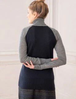 Celtic & Co. Pure Merino Wool Roll Neck Jumper -Cyberjammies Store SD 10 T83 6403 F4 X EC 1