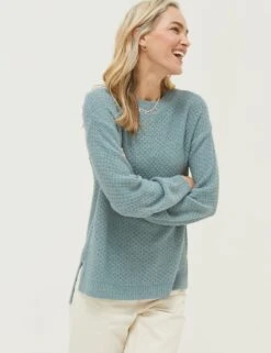 Textured Crew Neck Stepped Hem Jumper