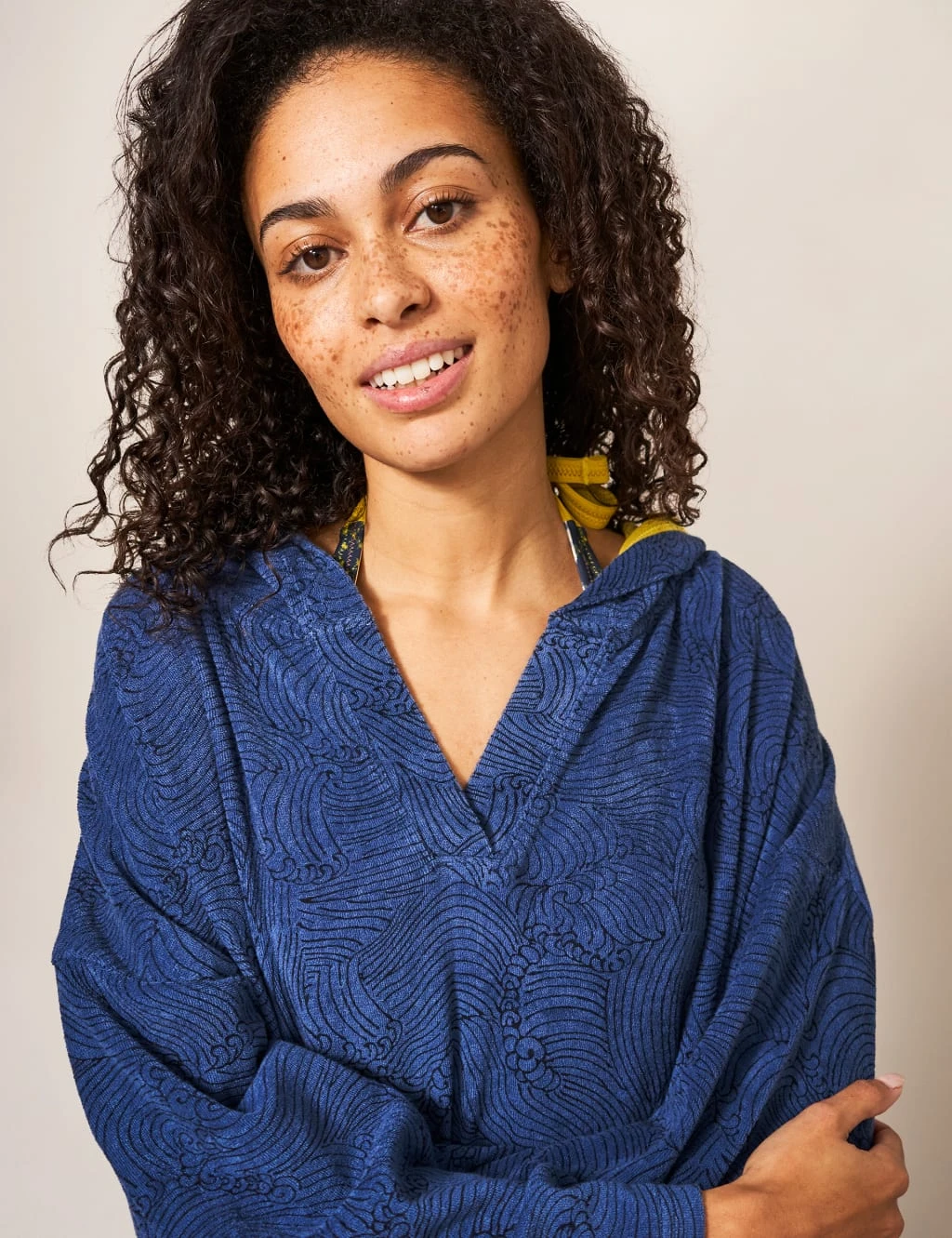 WHITE STUFF Pure Cotton Wave Hooded Towelling Robe 3 WHITE STUFF Pure Cotton Wave Hooded Towelling Robe - Image 3