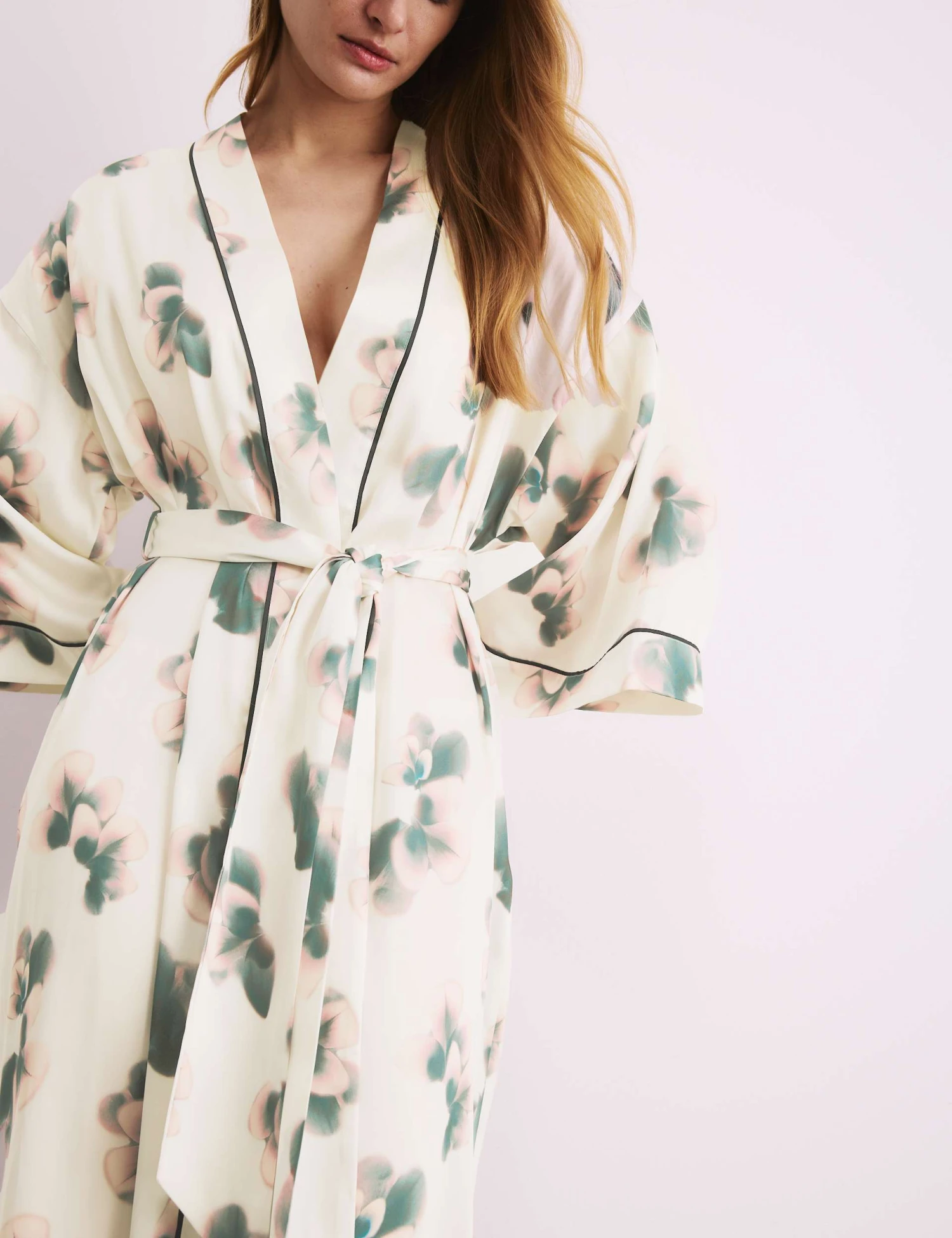 Satin Floral Wide Sleeve Wrap 4 Satin Floral Wide Sleeve Wrap - Image 4