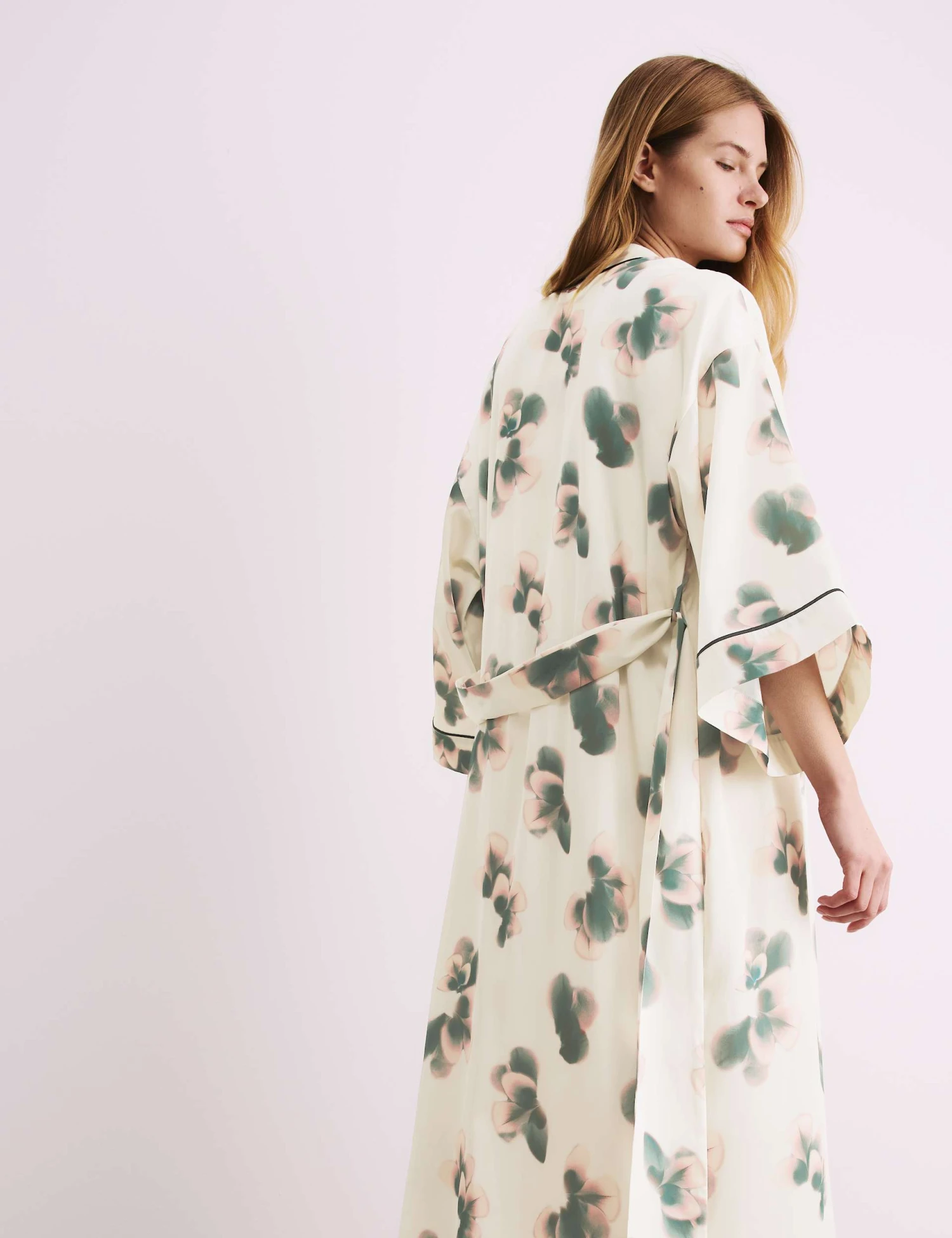 Satin Floral Wide Sleeve Wrap 6 Satin Floral Wide Sleeve Wrap - Image 6