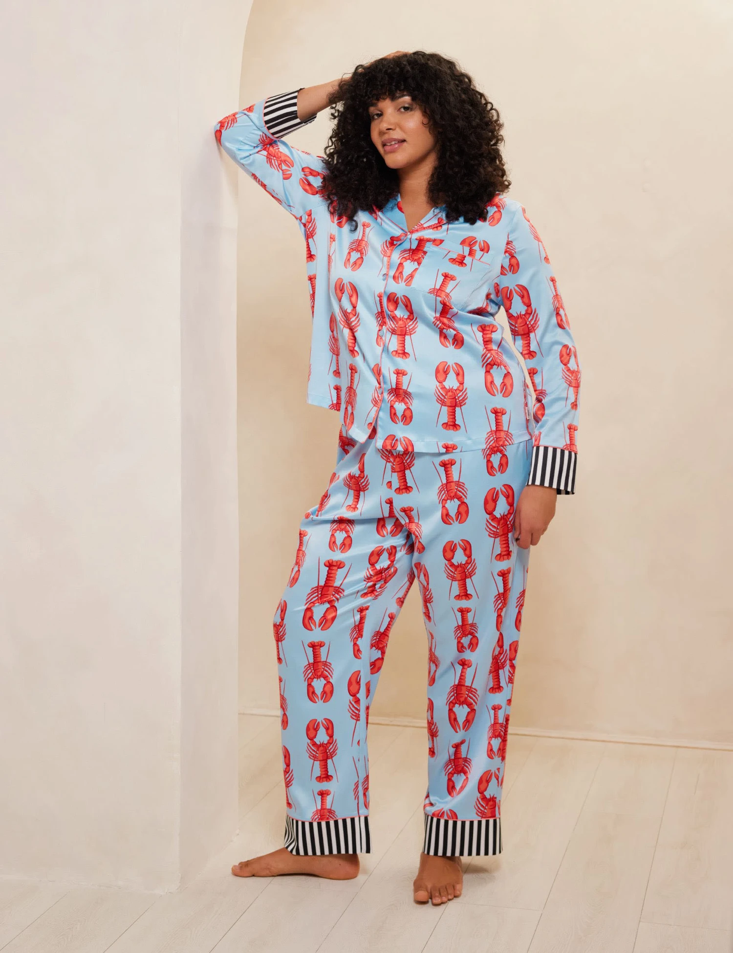 Satin Lobster Print Pyjama Set 6 Satin Lobster Print Pyjama Set - Image 6