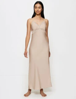 Triumph Wild Azalea Florale Nightdress -Cyberjammies Store Wild Azalea Florale Nightdress 3