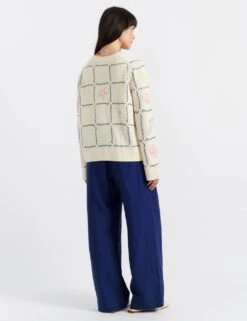 CHINTI & PARKER Cashmere Rich Embroidered Crew Neck Jumper -Cyberjammies Store cashmere rich embroidered crew neck jumper 3