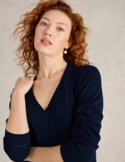 WHITE STUFF Cotton Rich V-Neck Jumper With Linen 28 WHITE STUFF Cotton Rich V-Neck Jumper With Linen -Cyberjammies Store cotton rich v neck jumper with linen 8