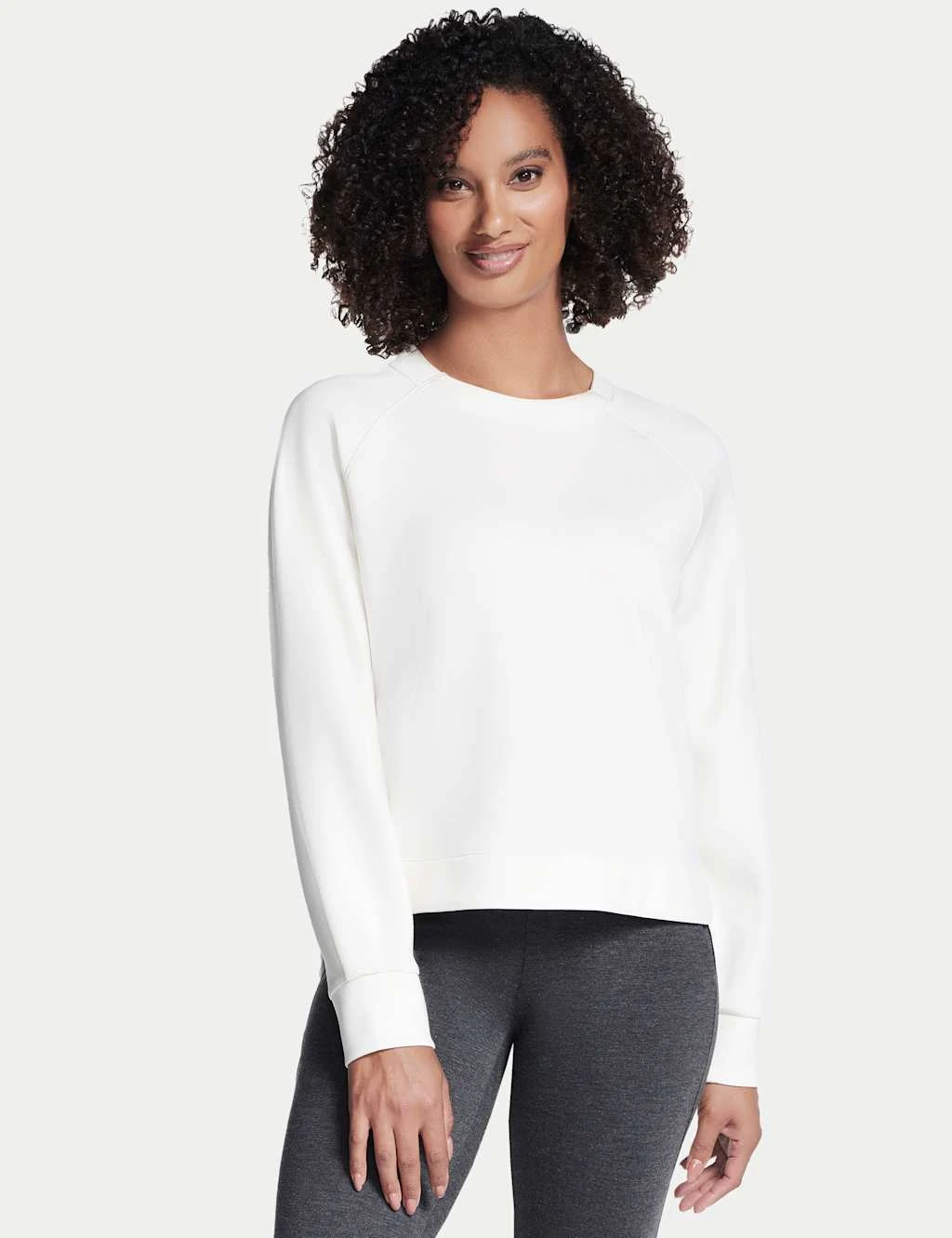 Skechers Crew Neck Sweatshirt 4 Skechers Crew Neck Sweatshirt - Image 4