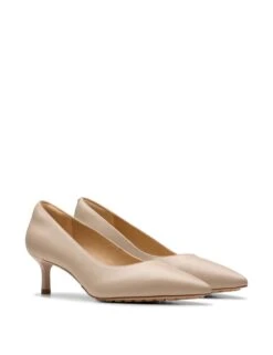 Clarks Leather Kitten Heel Pointed Court Shoes -Cyberjammies Store leather kitten heel pointed court shoes 13