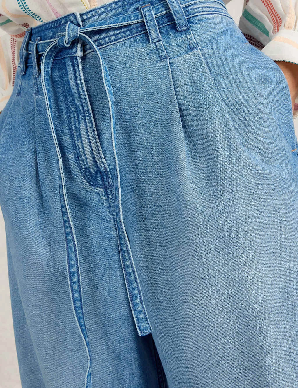 WHITE STUFF Lyocell Blend Mid Rise Wide Leg Jeans 6 WHITE STUFF Lyocell Blend Mid Rise Wide Leg Jeans - Image 6