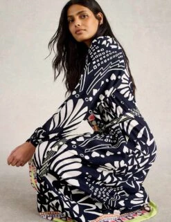 WHITE STUFF Printed V-Neck Midi Kaftan Dress 21 WHITE STUFF Printed V-Neck Midi Kaftan Dress -Cyberjammies Store printed v neck midi kaftan dress 9