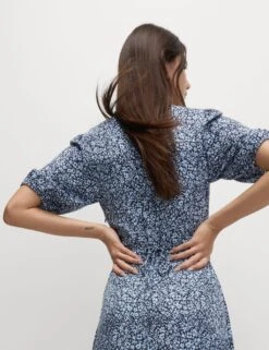 Printed V-Neck Puff Sleeve Midi Tea Dress -Cyberjammies Store printed v neck puff sleeve midi tea dress 12