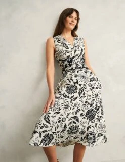 Pure Linen Floral V-Neck Midi Skater Dress 30 Pure Linen Floral V-Neck Midi Skater Dress -Cyberjammies Store pure linen floral v neck midi skater dress 14